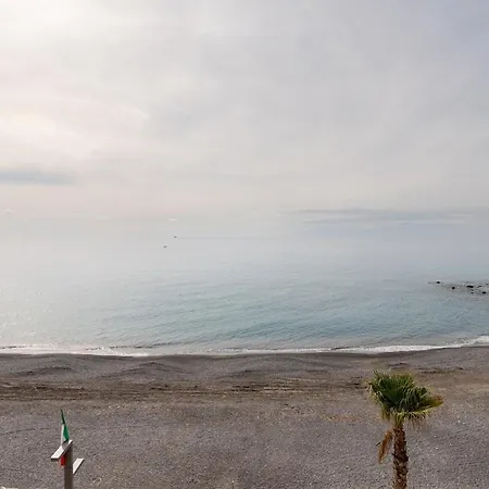 Apartman Mediterranean - With Sea View *